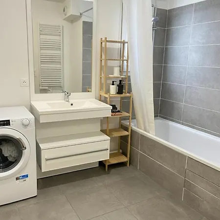 Bright 2br For 4 Guests With Parking * Asnières